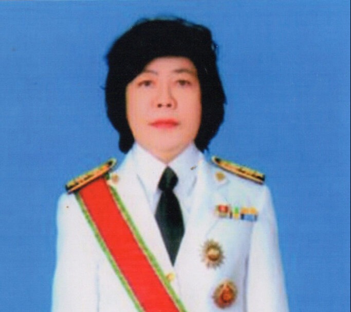 รองศาสตราจารย์ ดร.เสาวลักษณ์  นิกรพิทยา 