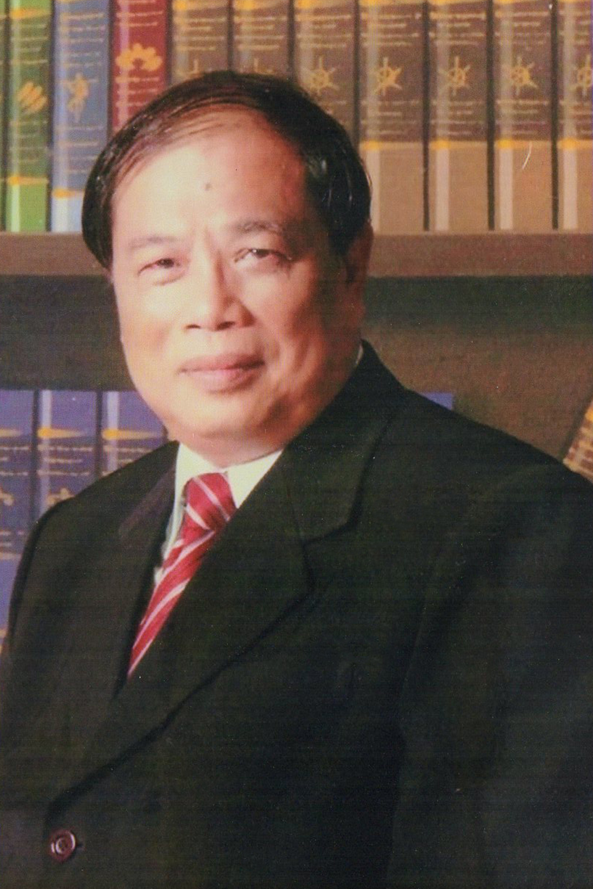 สมเกียรติ เกียรติเจริญ