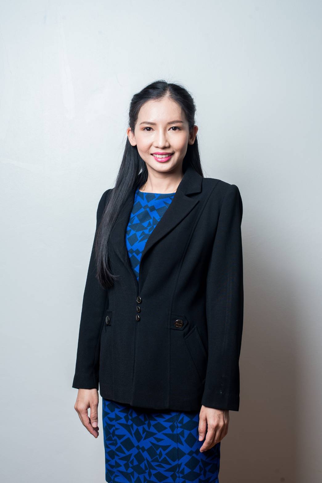 อาจารย์ ดร.สิริกัญญา เสติ คณบดี